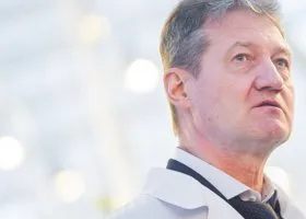 Козицын и врио главы Башкортостана встретились с жителями Сибая из-за тлеющего карьера