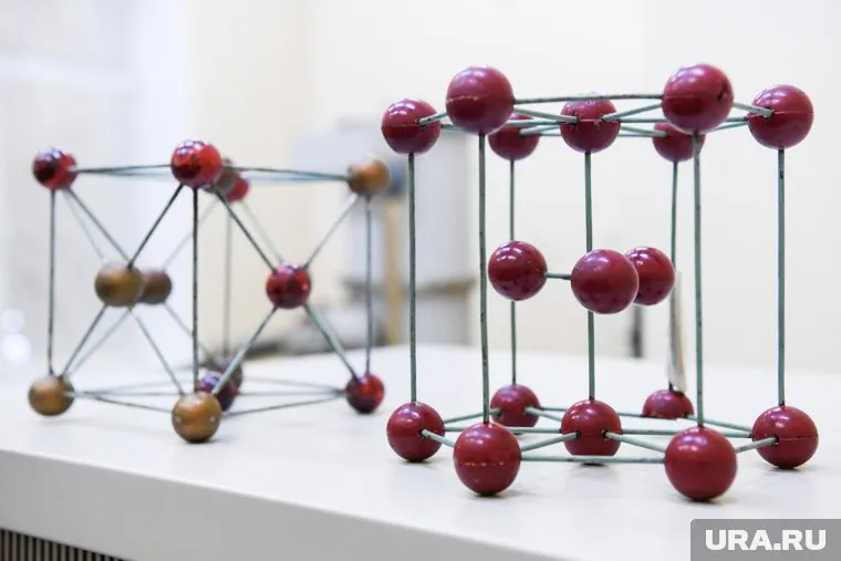 Алексей Екимов отмечен Нобелевской премией за открытие и синтез квантовых точек