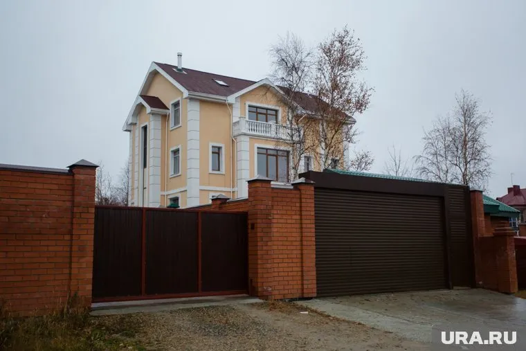 Михаил Щапов предложил ввести налог для россиян с большим количеством квартир