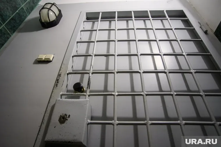 Сотрудники ФСИН отказывают защитникам в краткосрочных свиданиях с Захарченко