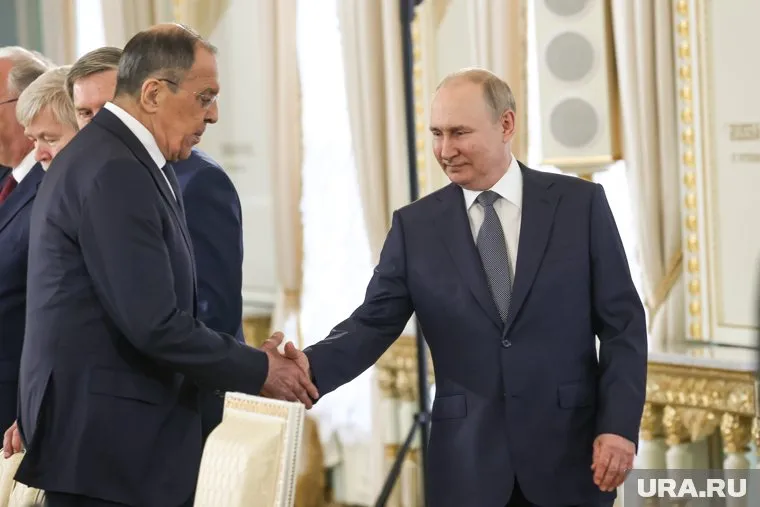 Владимир Путин оценил работу МИД РФ в текущих внешнеполитических условиях