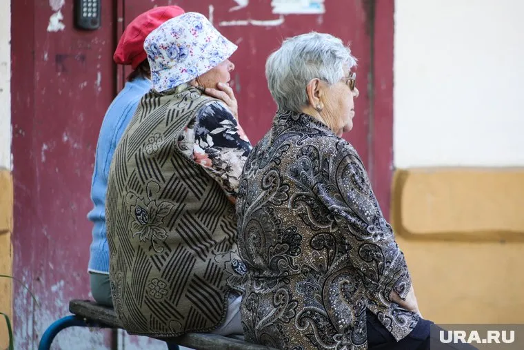 Деньги поступят на счет даже если пенсионеры получают две пенсии
