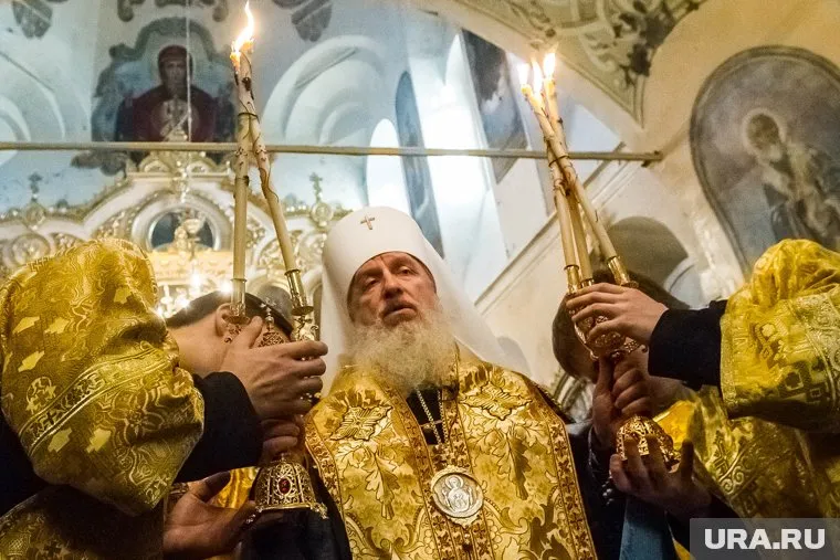 Источник: приближенные к митрополиту Димитрию иподиаконы - будущая элита священников