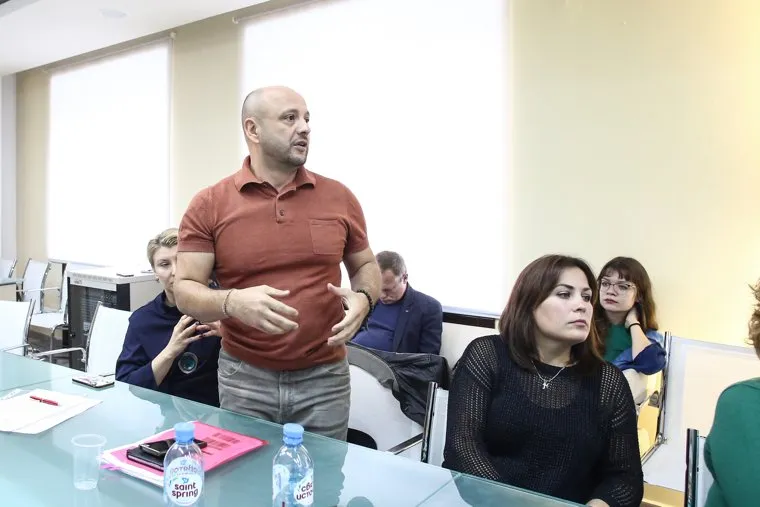 Общественные слушания по поводу развязки в районе поселка Московский. Тюмень