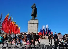 Инопланетяне, вкуснейшая еда и артисты из Китая: как прошел День города в Кургане