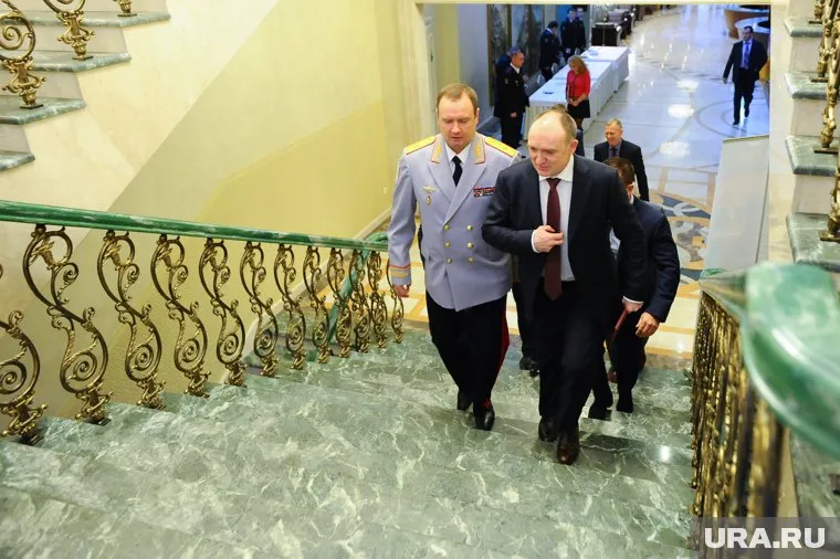 Андрей Сергеев (слева) предложил Борису Дубровскому создать экологическую полицию