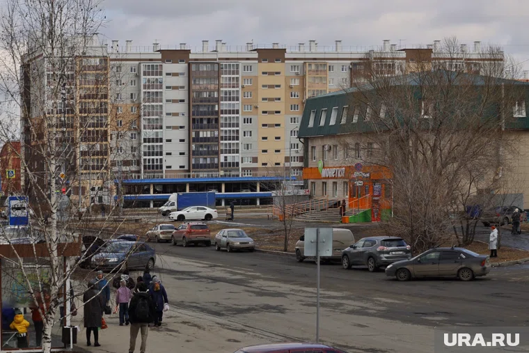 Неожиданный хлопок на перекрестке Заозерного вызвал вопросы у курганцев