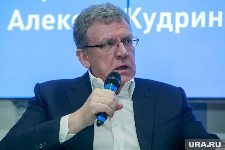 По словам Алексея Кудрина, предприниматели считают опасным бизнес в России