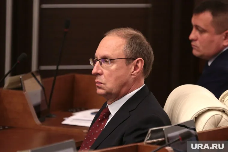 Дмитрий Самойлов совсем исчез из повестки, отмечают инсайдеры