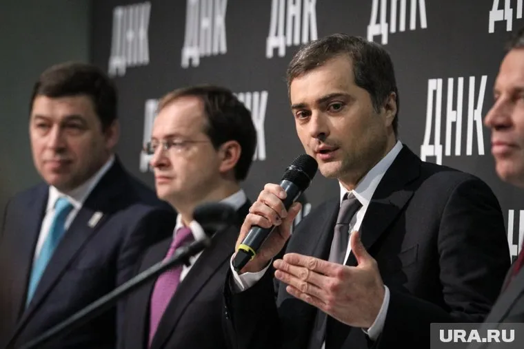 Владислав Сурков покинул должность по собственному желанию