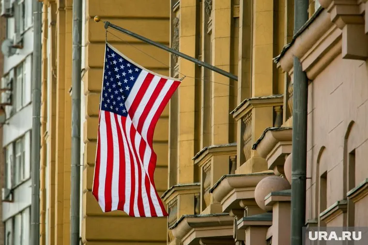 Россия вынуждена противостоять информационной и гибридной войне США