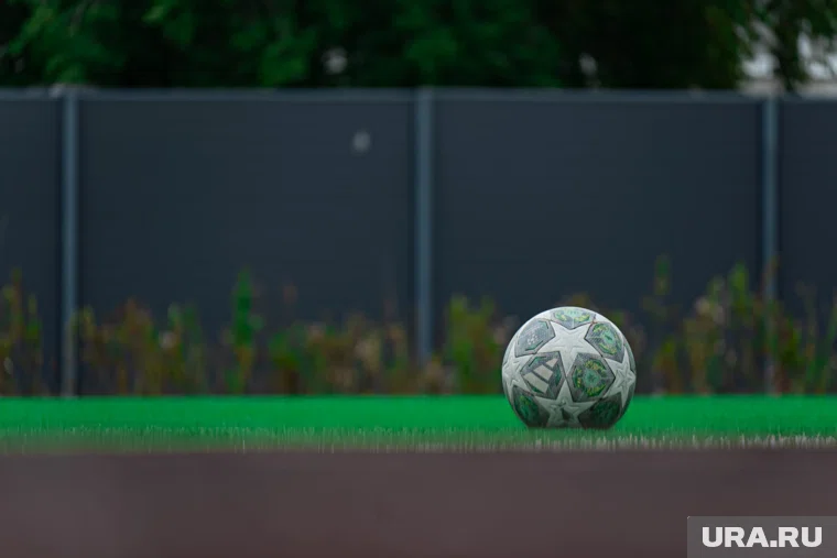 В Богдановиче реконструируют стадион