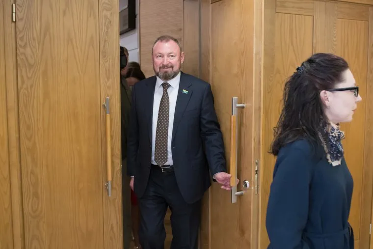 Вручение мандатов депутатам седьмого созыва Екатеринбургской городской Думы. Екатеринбург, тестов виктор, входит