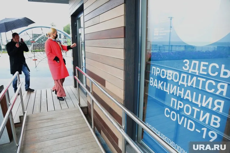 В организациях должны привить 80% сотрудников от списочного состава