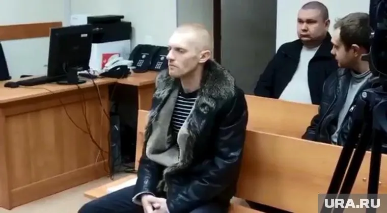 Денис Кокорин, как и его адвокат, отказались общаться с прессой