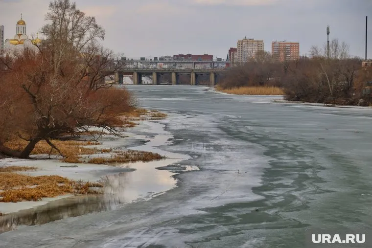 В Тоболе у Кургана вода находится на отметке 318 сантиметров, неблагоприятным считается уровень 700