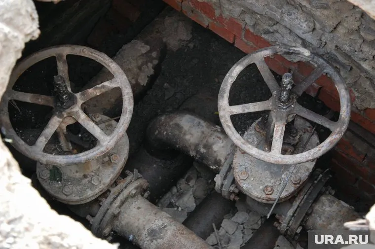 Авария на теплотрассе произошла на улице Технической