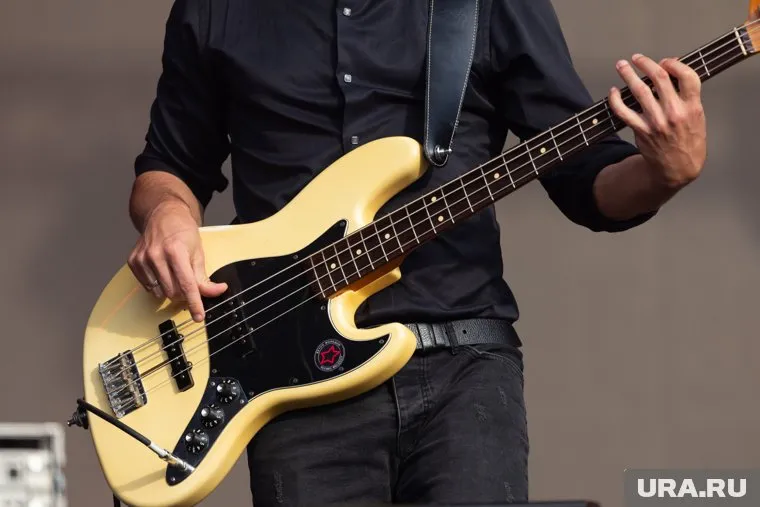 О новой дате выступления не сообщается