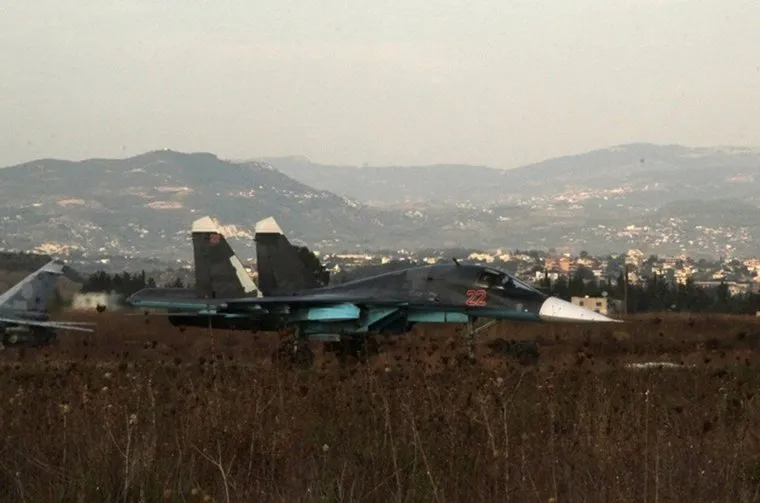 Российские самолеты на авиабазе Хмеймим Сирия.