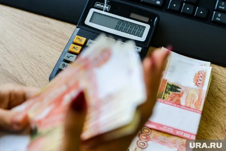К концу марта в Тюмени готовы были платить больше 150 тысяч рублей только четырем видам специалистов
