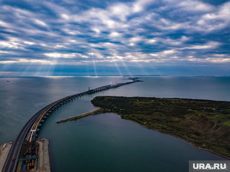 Беды для суперсооружения на Украине пророчат с момента начала строительства