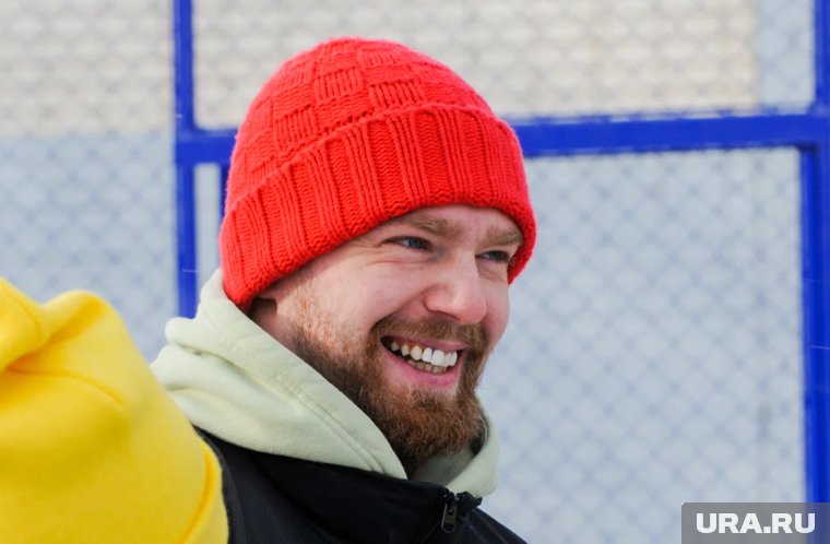 ХК «Металлург» подтвердил контракт с Евгением Кузнецовым