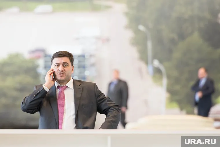 Сняться с выборов кандидатов уговаривал лично глава департамента внутренней политики губернатора Антон Третьяков