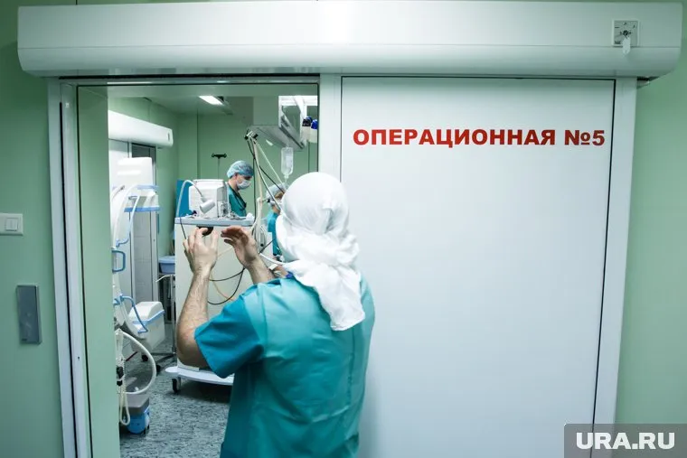 В больницу девочка обратилась из-за болей в животе