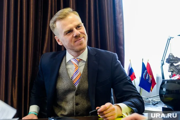 Личности тех, кто испортил плакаты Рыжего уточняются