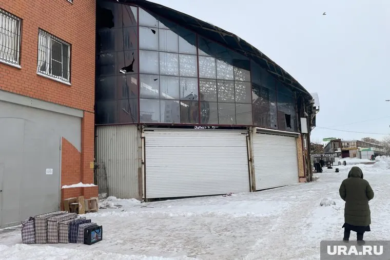 После пожара рынок «Восточный город» закрыт