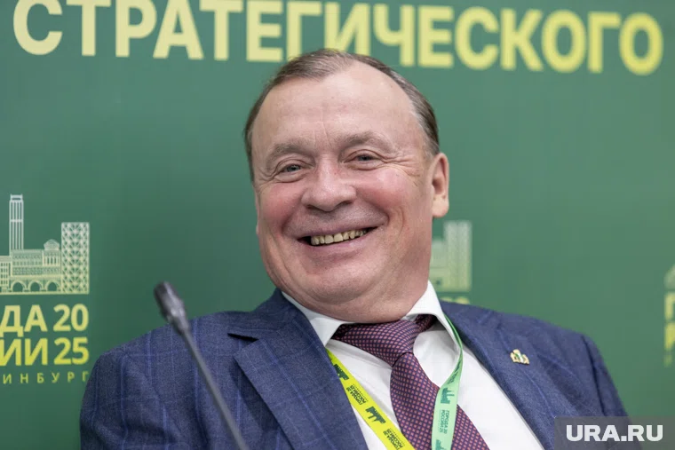 "Единая Россия" первой отдала документы в конкурсную комиссию 