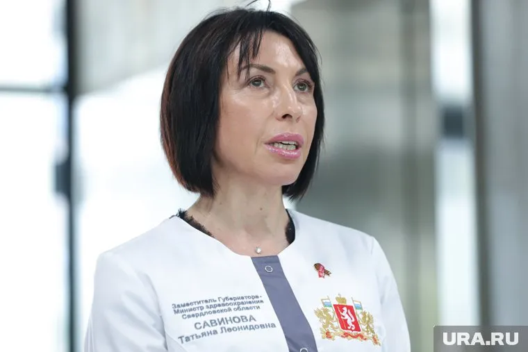 Татьяна Савинова в пансионате лично общалась с пациентами, некоторые вопросы взяла на свой контроль