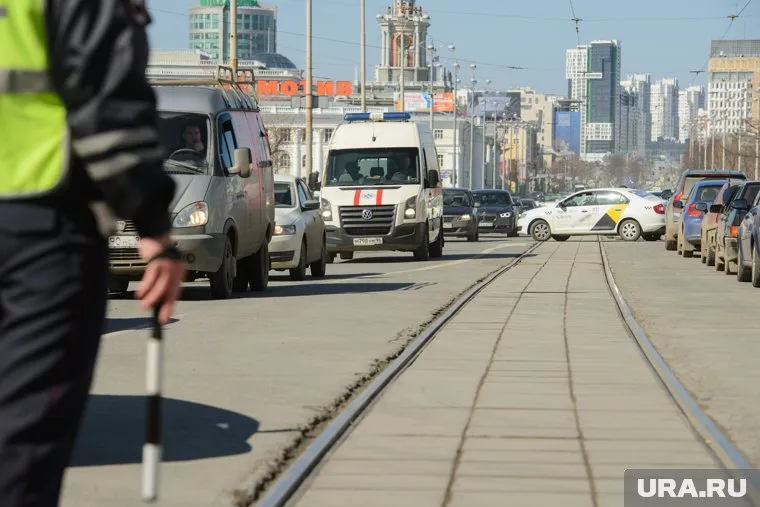 В Свердловской области получают 0,054 штрафа на человека