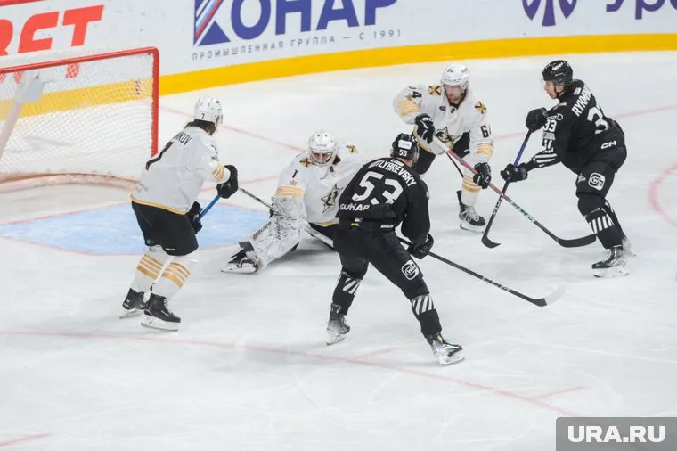 Вторая встреча «Трактора» с "Адмиралом" - это попытка реабилитироваться после первого проигрыша (архивное фото)