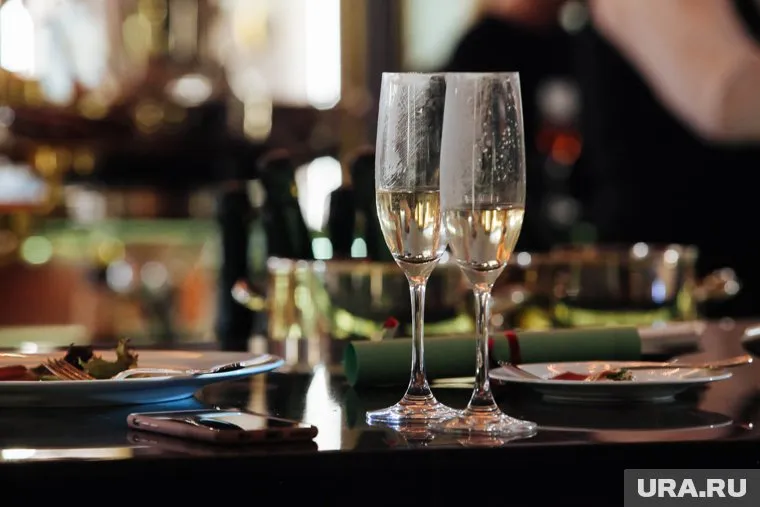 Большинство сургутских ресторанов возобновят работу со 2 января