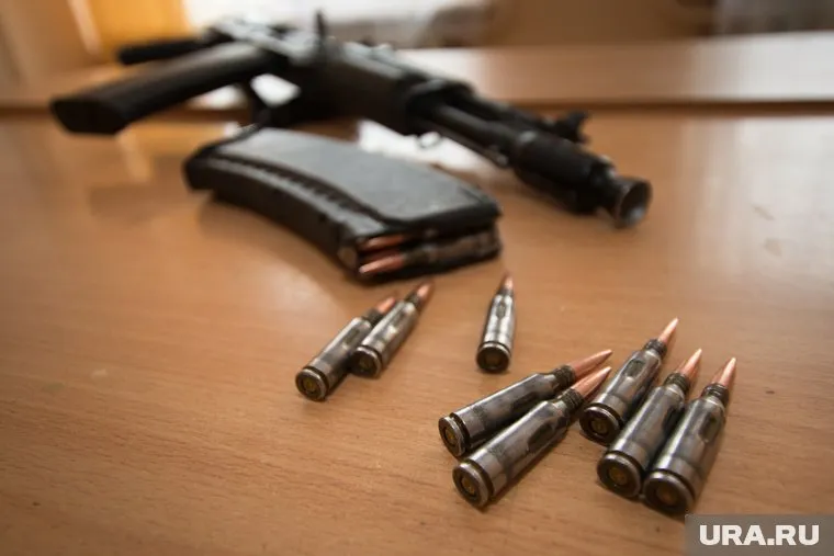 Появление ребенка с автоматом — повод задуматься об адекватности Лукашенко, считает юрист Олег Гулак