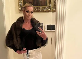 Оказавшаяся в звездном рехабе Волочкова еще больше заинтриговала