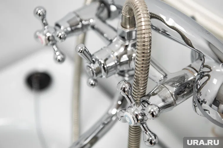 Горячая вода начала поступать в дома курганцев с 22 сентября