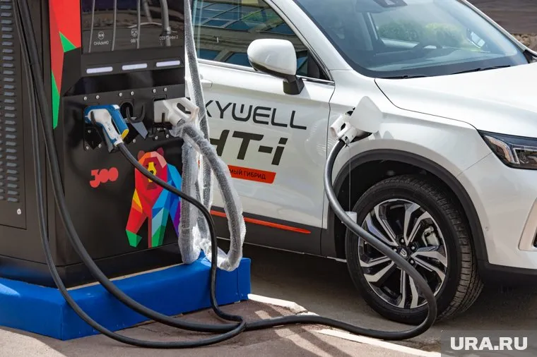 В 2023 году Корпорация ПСС открыла в Перми крупнейший завод зарядных станций для электромобилей