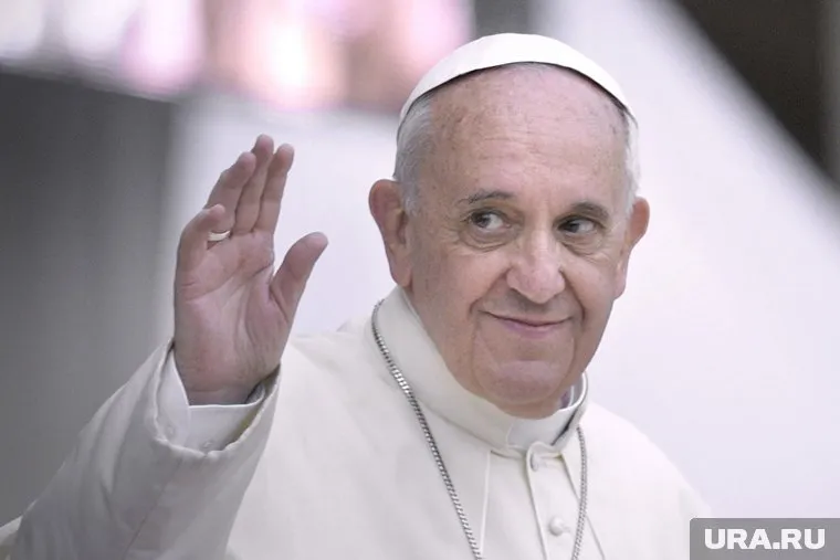 Папа Римский Франциск скончался в возрасте 88 лет