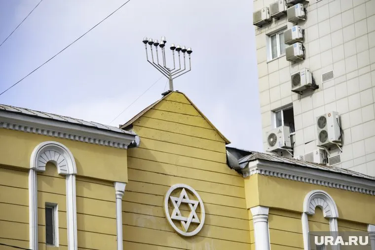 Синагога в Сочи подверглась нападению