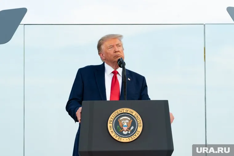 Трамп пообещал Украине новую поставку вооружения