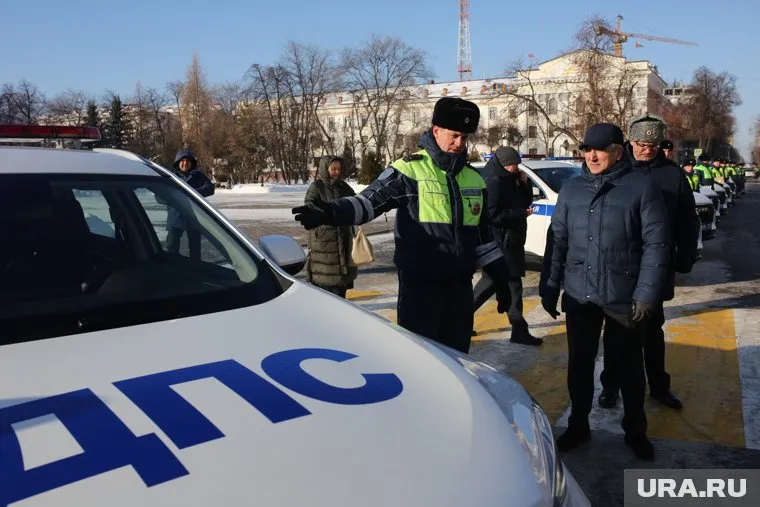 Часть автомобилей отправят в районы, где острее стоят вопросы с аварийностью на дорогах