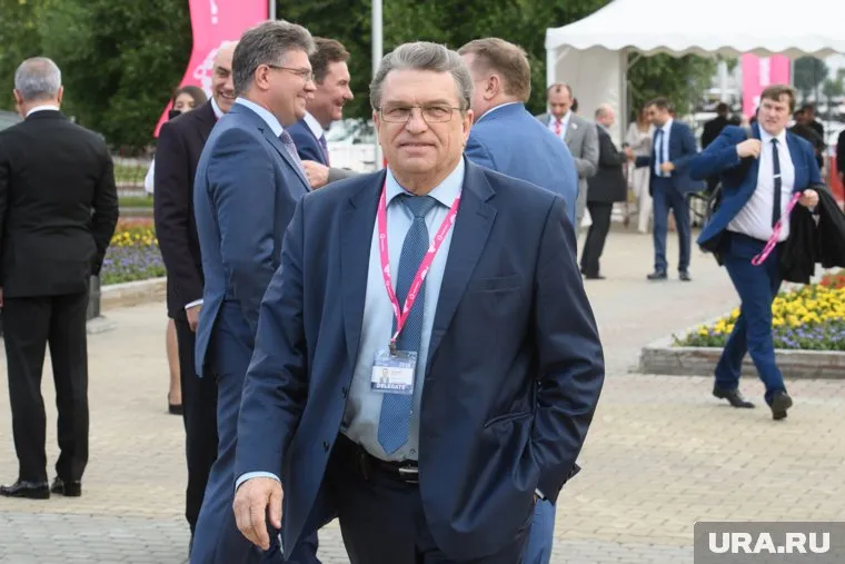 По словам экс-директора, он не имеет к новой постановке никакого отношения