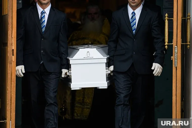 Похороны выливаются в миллионы рублей