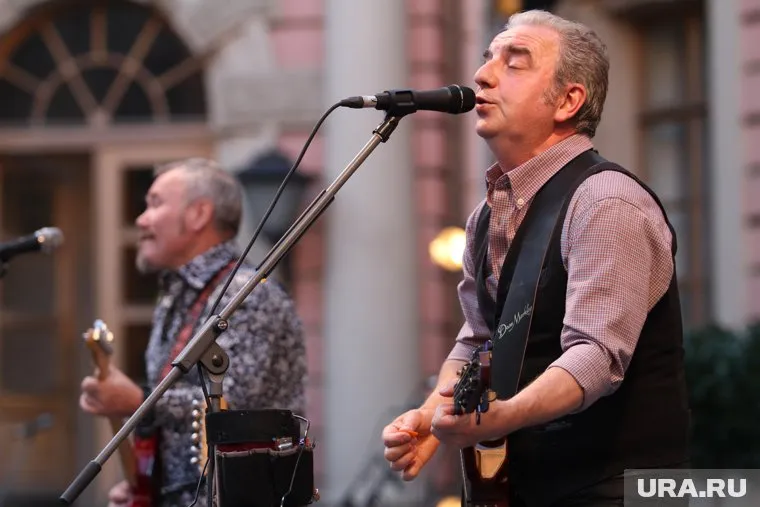 Хедлайнером на «квартирнике» станет «Чайф»