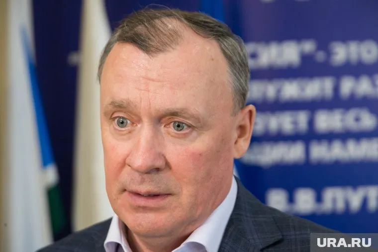 Говорят, остаться мэра Екатеринбурга убедил местный истеблишмент