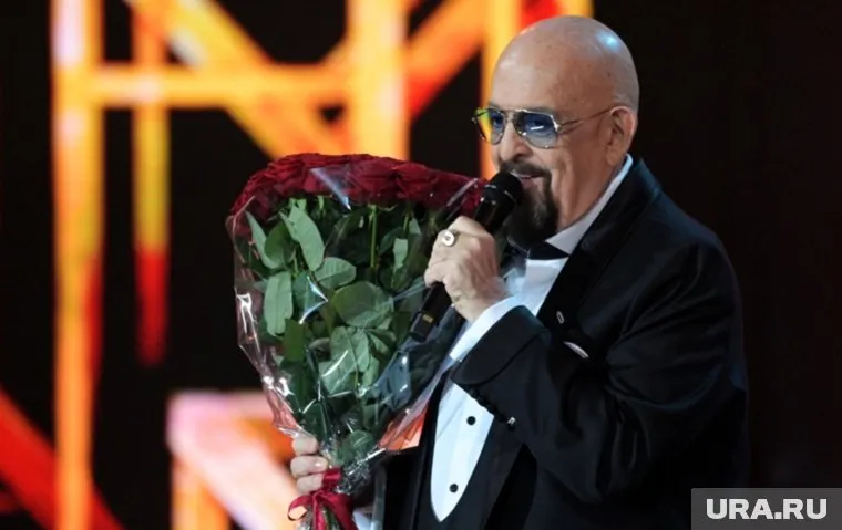 В 2013-м Шуфутинскому было присвоено звание «Заслуженный артист Российской Федерации»