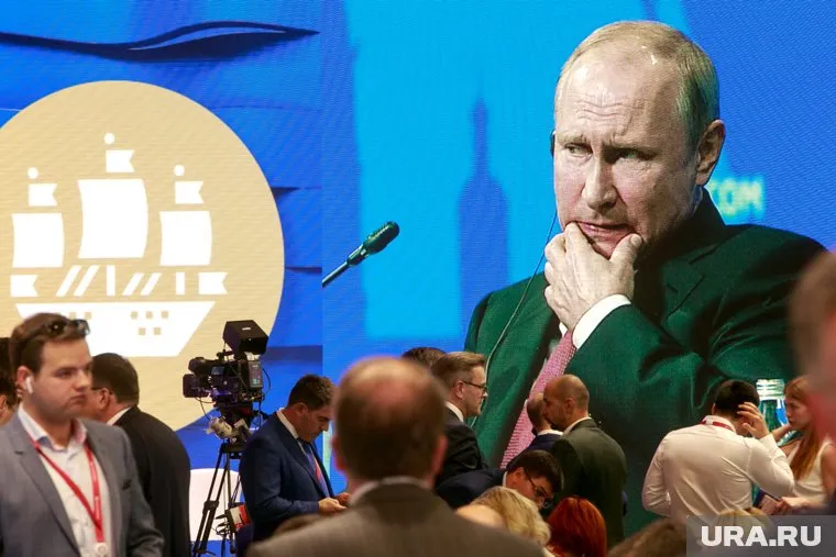 Владимиру Путину докладывают о продвижении дела крупного бизнесмена