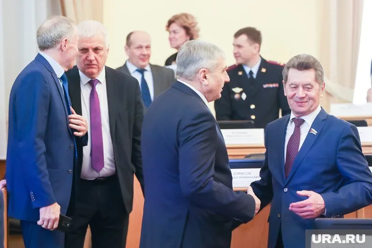 Тюменским депутатам придется ездить в затопленные поселения